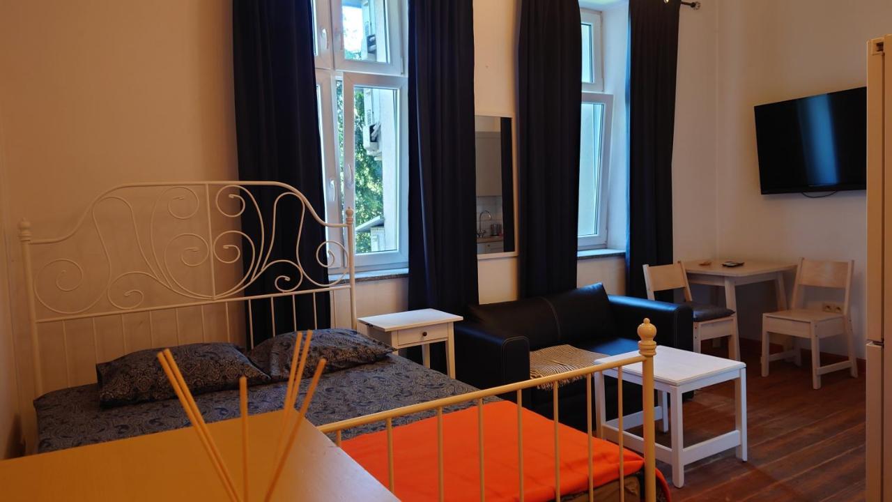 Apartamenty Przy Stonehenge Sosnowiec Extérieur photo